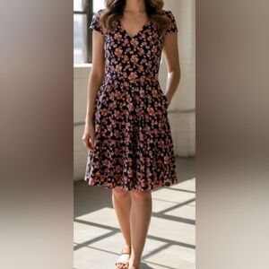 Betsey Johnson Black Floral V-Neck Fit & Flare Dress, Cap Sleeves, Lined, Sz. 4